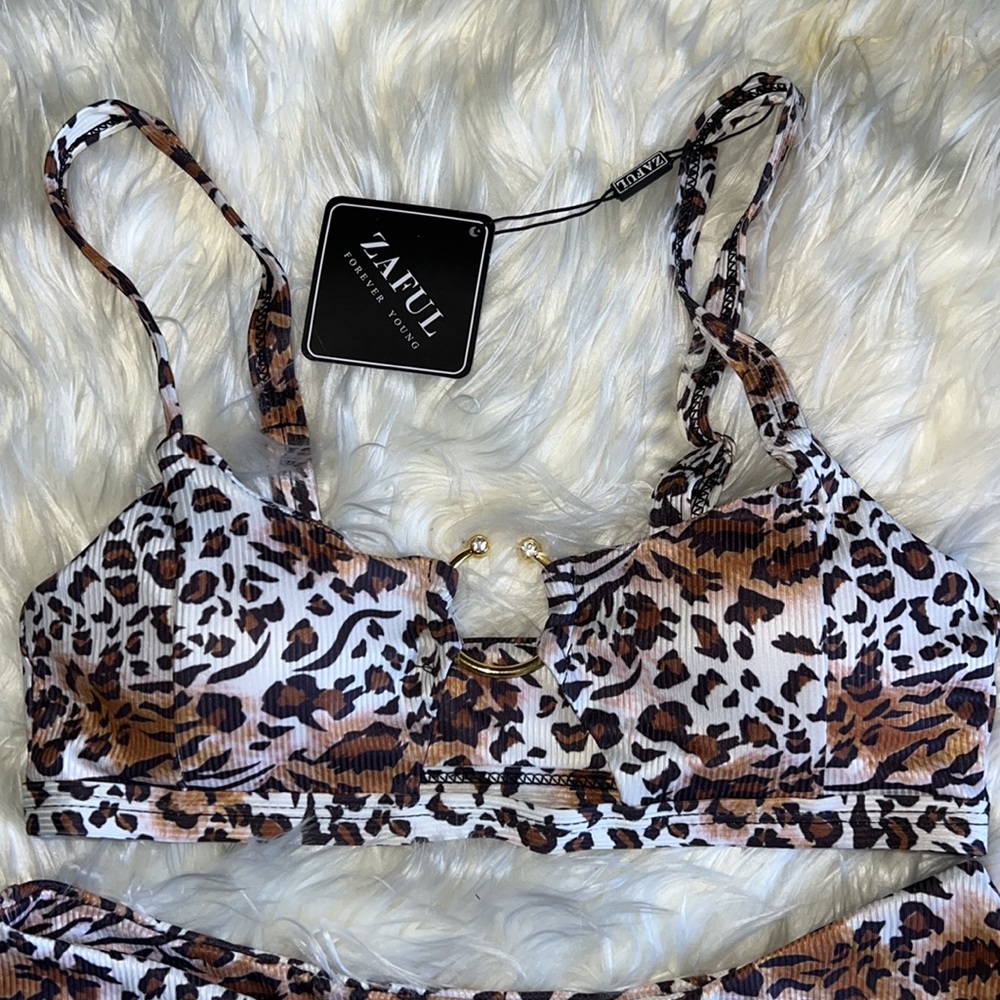 Cheetah Ribbed Bikini Small-LAST ONE ! - Picture 3 of 5
